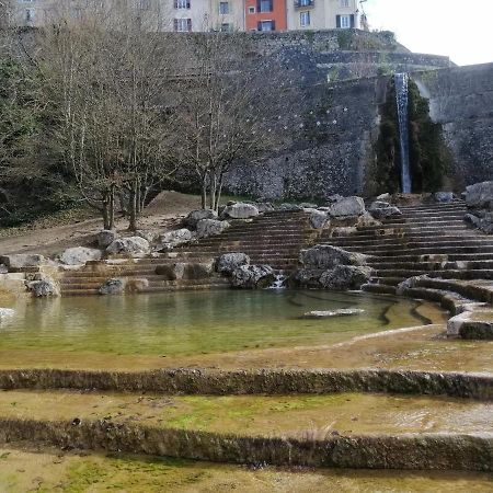 Bryan Lägenhet Saint-Jean-en-Royans Exteriör bild